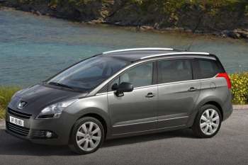 Peugeot 5008 Blue Lease 1.6 VTi 5P