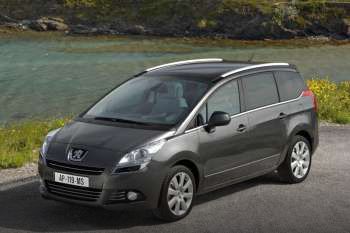 Peugeot 5008 Blue Lease 1.6 HDi 7P