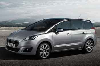 Peugeot 5008 Allure 1.6 BlueHDi 120 5P