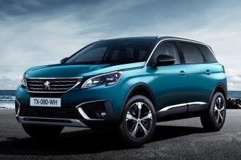 Peugeot 5008 Blue Lease Executive 1.2 PureTech 130