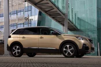 Peugeot 5008 Allure 1.2 PureTech 130