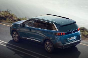 Peugeot 5008 Blue Lease Active 1.2 PureTech 130