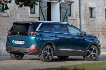 Peugeot 5008 2021