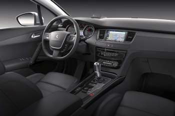 Peugeot 508 SW GT-line 1.6 E-THP 165