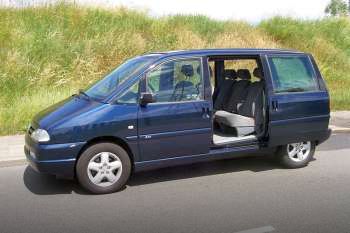 Peugeot 806