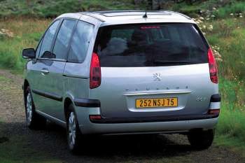 Peugeot 807 SV 2.0-16V HDiF