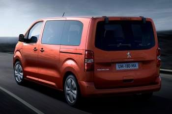 Peugeot E-Traveller Long 50kWh Business