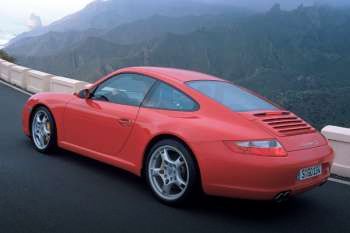 Porsche 911 Carrera 4 Coupe