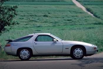 Porsche 928 1986