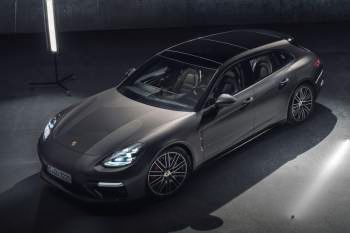 Porsche Panamera 4 E-Hybrid Sport Turismo 10 Years Edition