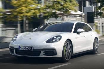 Porsche Panamera GTS Sport Turismo