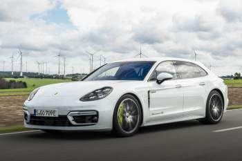 Porsche Panamera GTS Sport Turismo