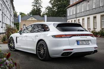 Porsche Panamera Turbo S Sport Turismo