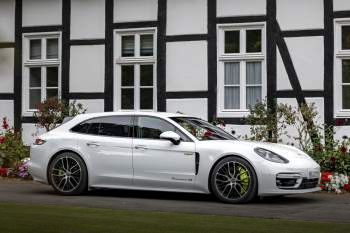 Porsche Panamera 2020