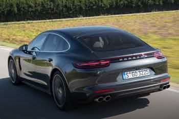 Porsche Panamera Turbo S E-Hybrid Executive