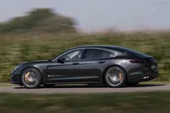 Porsche Panamera 2016