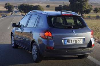 Renault Clio Estate TCE 100 Selection Business Sport