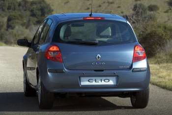 Renault Clio 1.6 16V Initiale