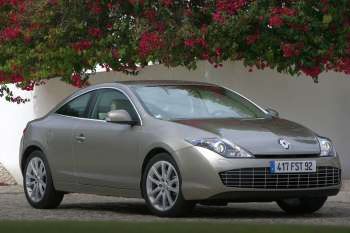 Renault Laguna Coupe 3.5 V6 Initiale