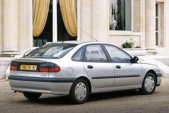 Renault Laguna Baccara 2.0