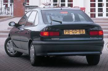 Renault Laguna RT 2.2 DT