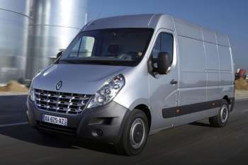 Renault Master Combi L1H1 T28 FWD 2.3 DCi 125