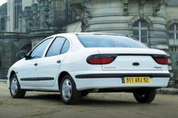 Renault Megane Sedan RT 1.6e