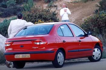 Renault Megane Sedan RXE 1.9 DTi