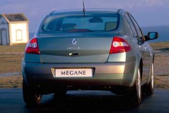 Renault Megane Sedan 1.4 16V Dynamique Luxe