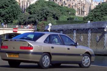 Renault Safrane 1996