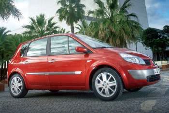 Renault Scenic 1.9 DCi 120 Dynamique Luxe