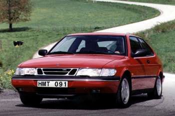 Saab 900 Coupe