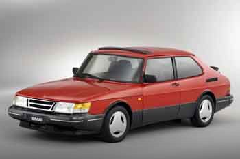 Saab 900i 16