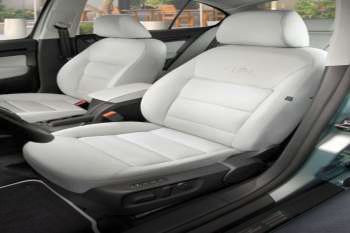Skoda Octavia Combi 1.6 TDI Greentech Tour Bus.