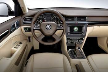 Skoda Superb Combi 2.0 TDI 170hp Elegance