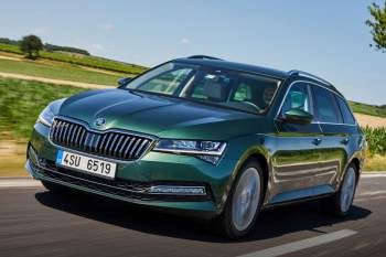 Skoda Superb Combi 2.0 TDI 150hp Greentech Business Edition