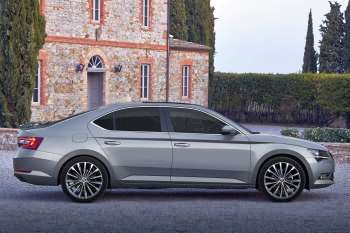 Skoda Superb 2.0 TDI 150hp Greentech Sportline Business