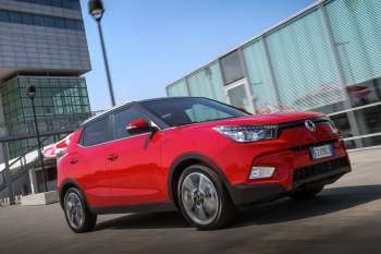 Ssangyong Tivoli 1.6 E-XDi Sapphire 4WD