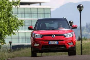 Ssangyong Tivoli 2015