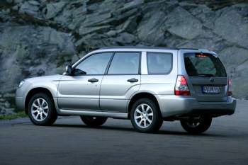 Subaru Forester 2.0 X AWD Premium Black/Silver