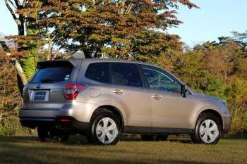 Subaru Forester 2.0D Intro