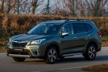 Subaru Forester 2.0i E-BOXER Luxury