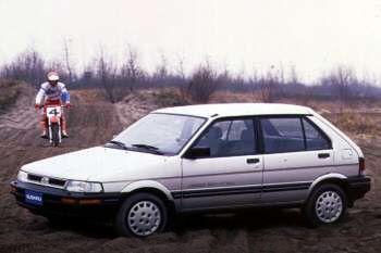 имитация Да блокирам Великден Subaru Justy 1.0 GL ECVT 1989 Automatic 5 doors specs