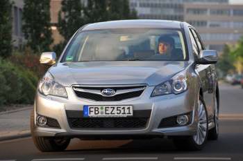 Subaru Legacy Touring Wagon 2.0i Corporate Edition