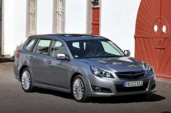 Subaru Legacy Touring Wagon 2.0i Exclusive