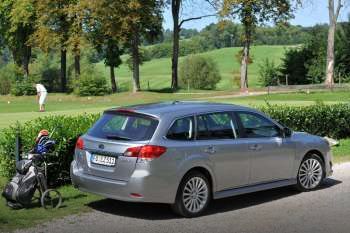 Subaru Legacy Touring Wagon 2.0i Luxury