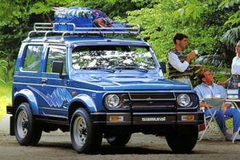 Suzuki Samurai Metal Top De Luxe