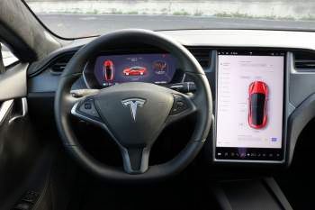 Tesla Model S Long Range