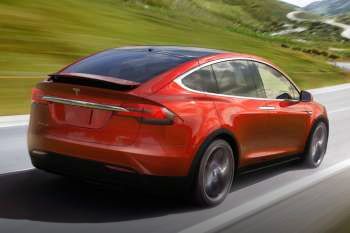 Tesla Model X 60D