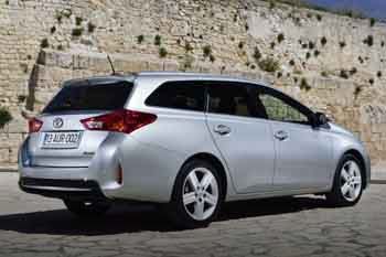 Toyota Auris Touring Sports 1.8 Hybrid Executive